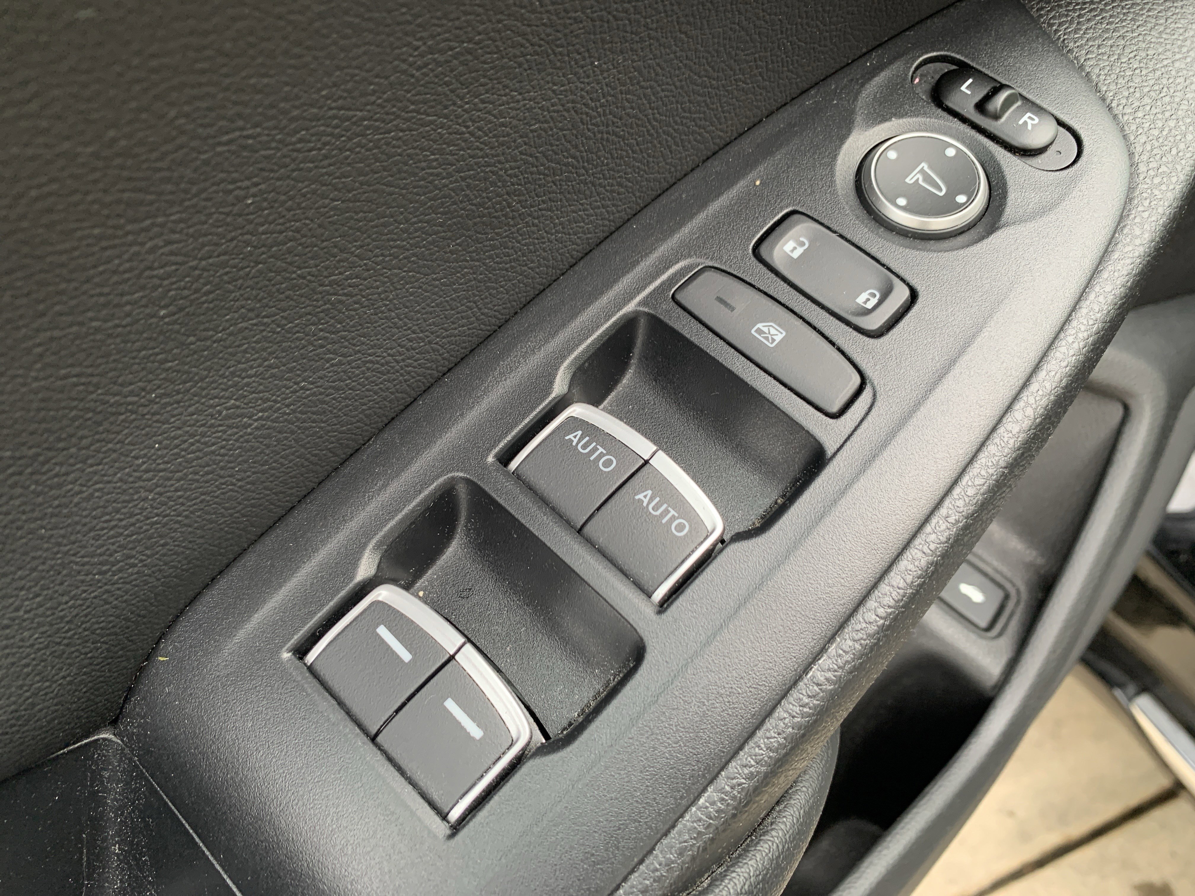 Used 2020 Honda Accord EX-L image 15