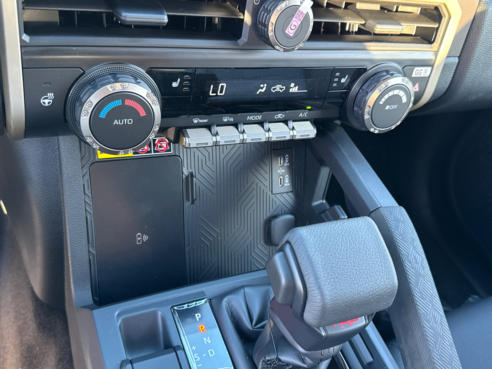 New 2025 Toyota Tacoma TRD Off-Road image 31