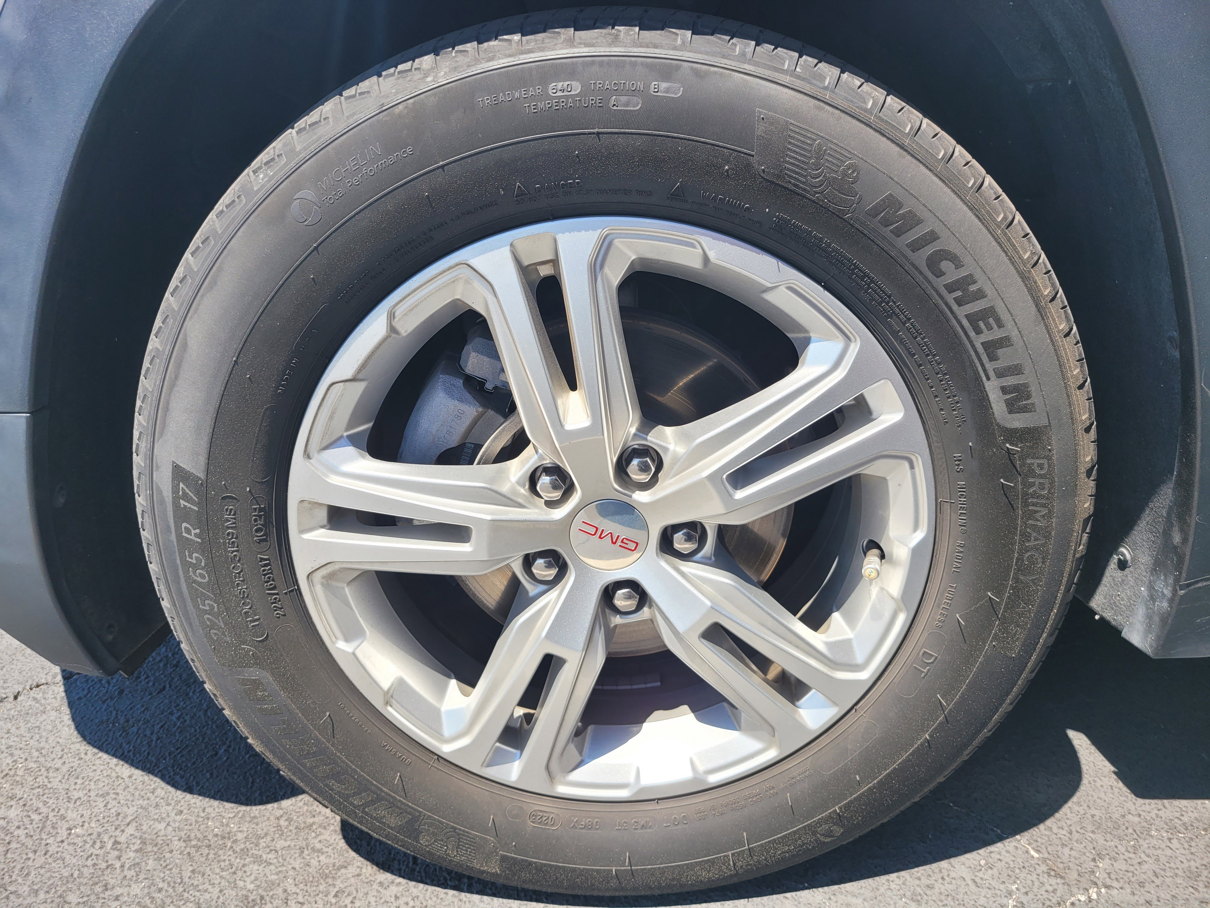 Used 2022 GMC Terrain SLE FWD image 11