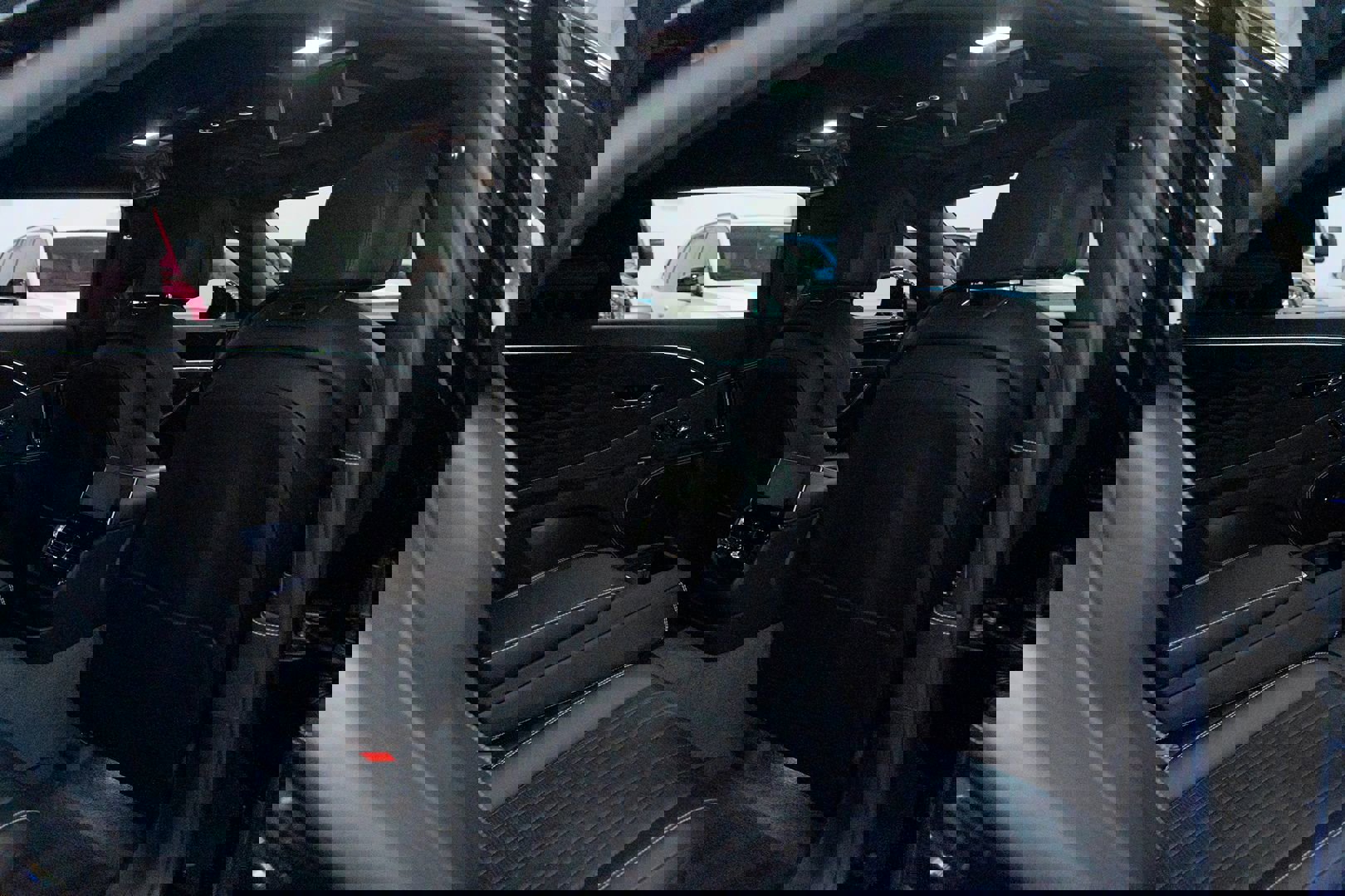 Used 2021 Bentley Flying Spur V8 image 48