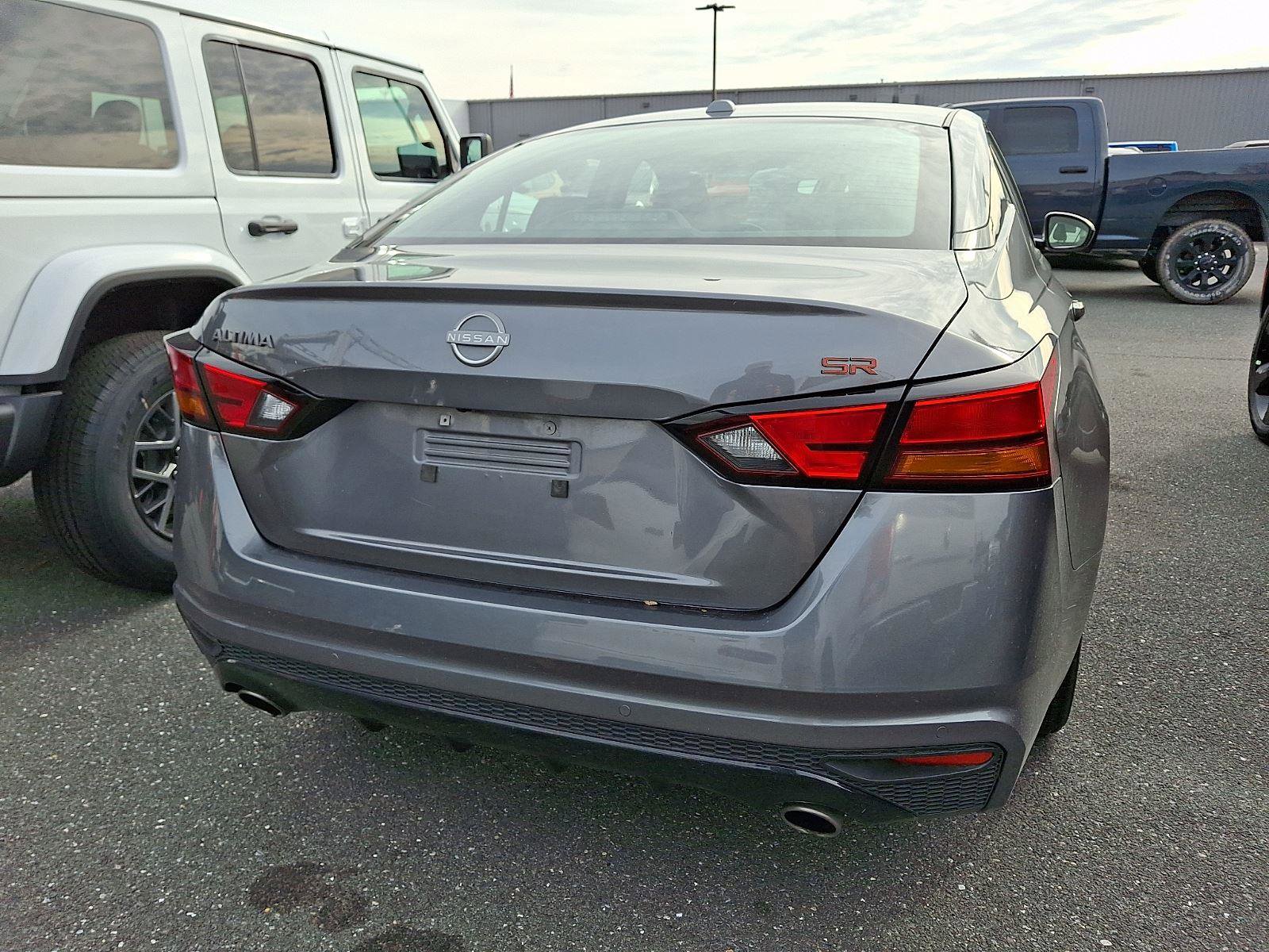 Used 2024 Nissan Altima 2.5 SR image 7