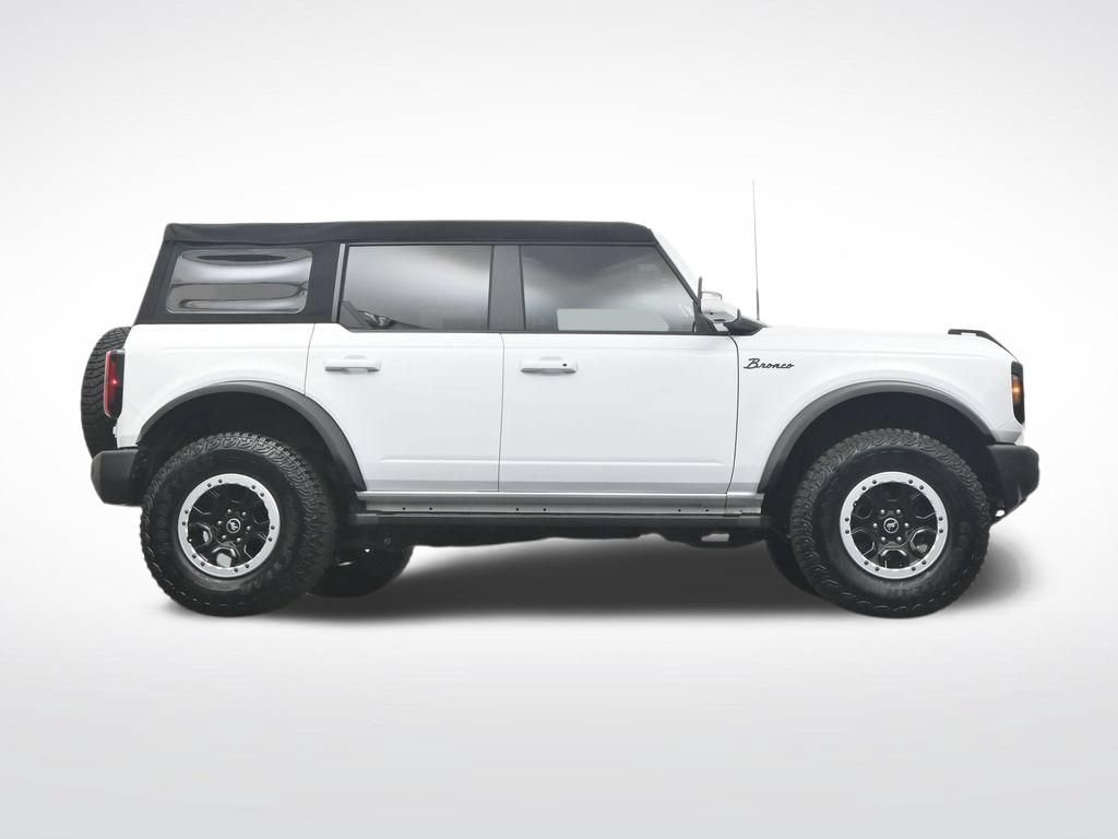 Used 2024 Ford Bronco Outer Banks w/ Sasquatch Package AWD/4WD image 35