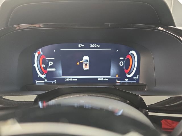 Used 2024 Nissan Pathfinder Platinum image 27