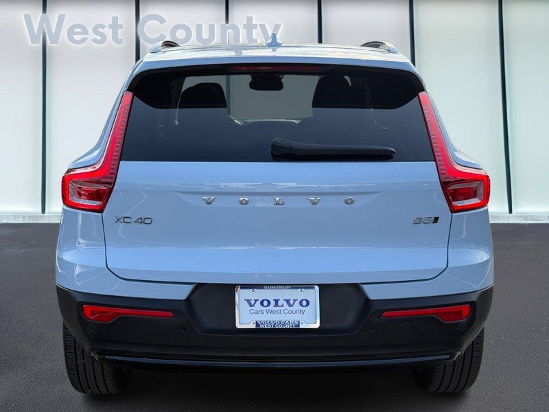 Used 2026 Volvo XC40 B5 Plus AWD/4WD image 6
