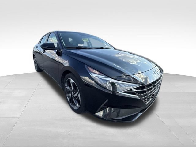 Used 2021 Hyundai Elantra SEL w/ Convenience + Premium Package FWD image 10