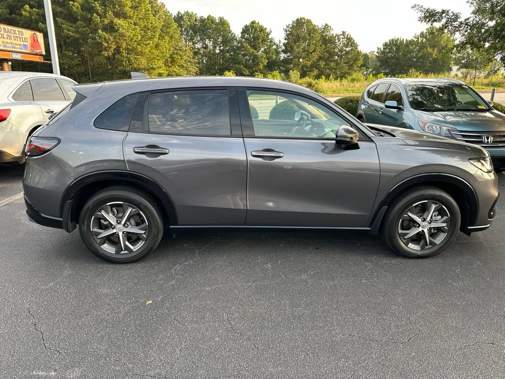 Certified 2025 Honda HR-V EX-L image 2