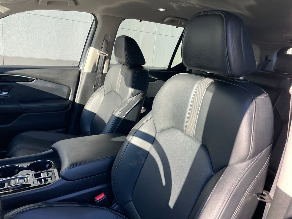 Certified 2025 Honda Pilot EX-L image 26