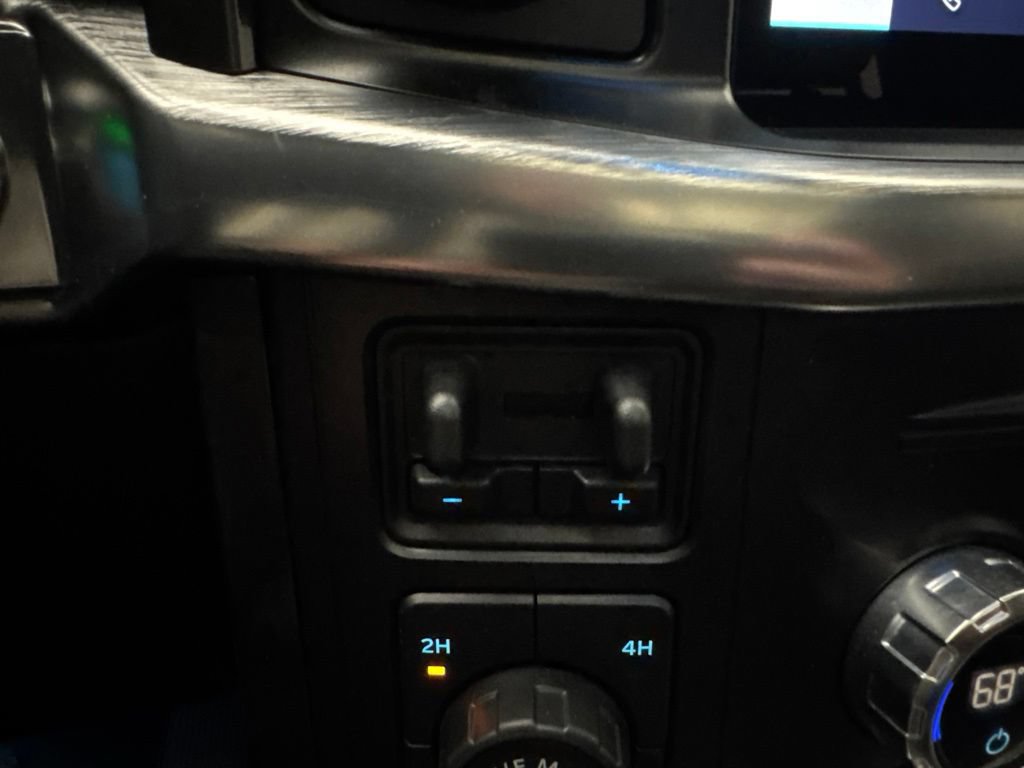 Used 2021 Ford F150 Lariat w/ Equipment Group 502A High AWD/4WD image 38