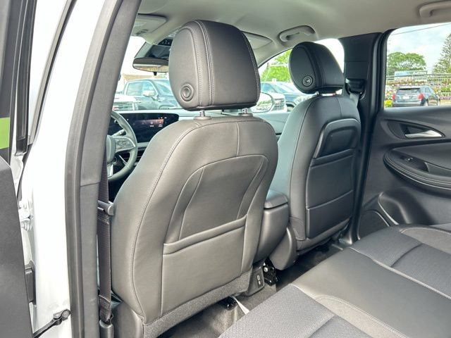 New 2026 Buick Encore GX Preferred w/ Comfort Package AWD/4WD image 18