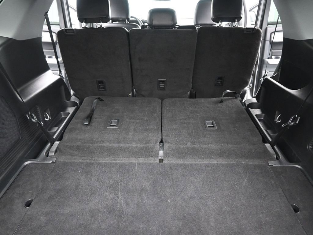 Used 2023 Ford Explorer Limited image 17