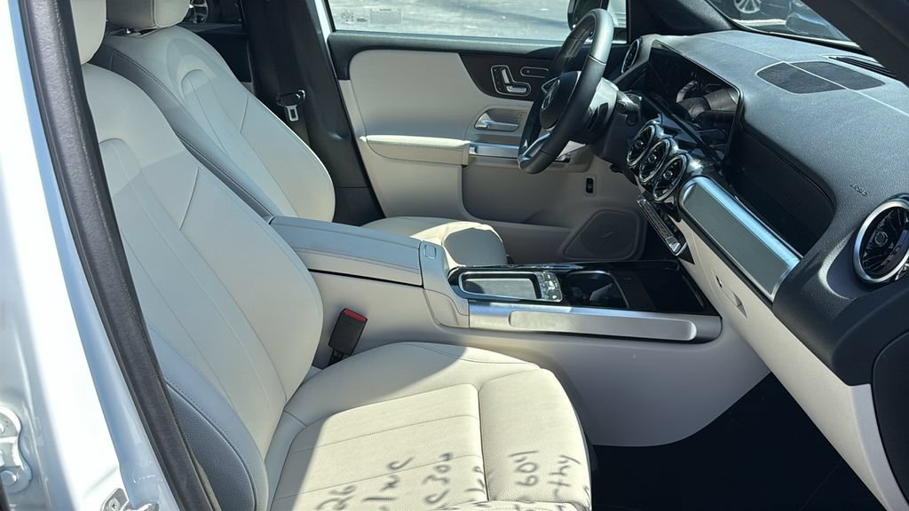 Certified 2026 Mercedes-Benz GLB 250 4MATIC image 10