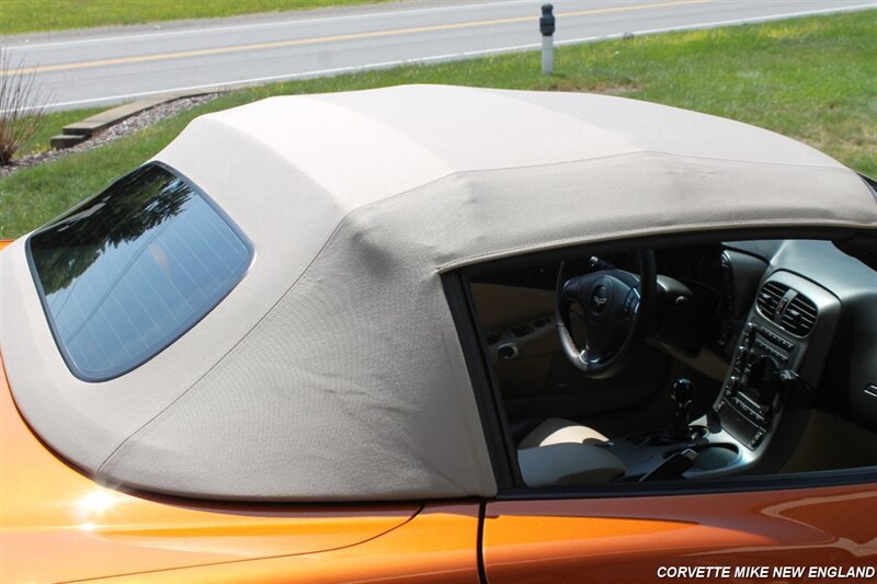 Used 2007 Chevrolet Corvette Convertible w/ Preferred Equipment Group RWD image 17