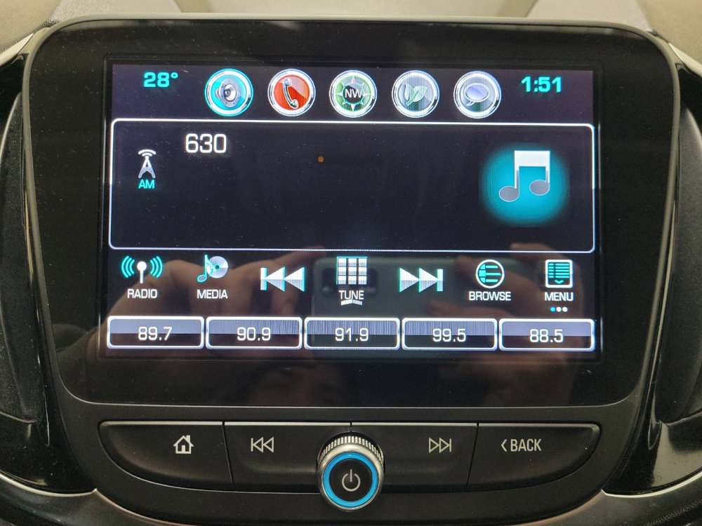 Used 2018 Chevrolet Volt Premier w/ Driver Confidence Package image 25