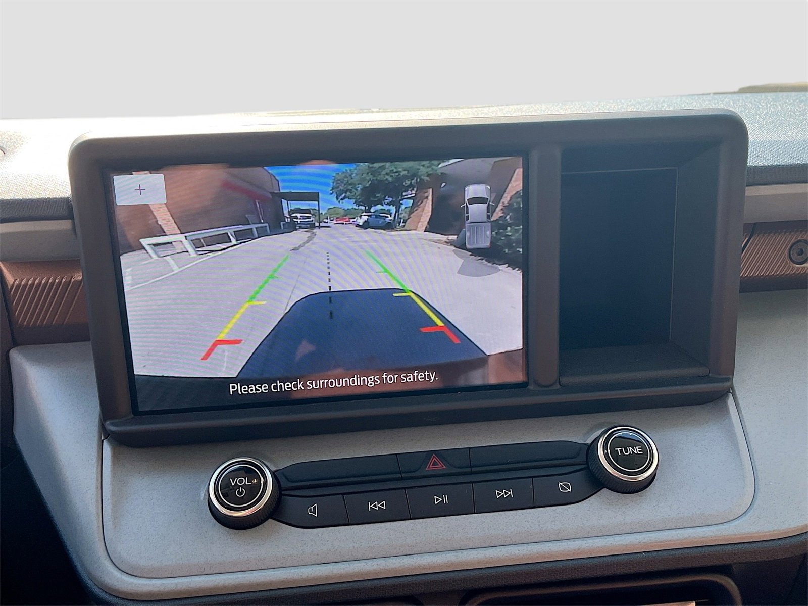 Used 2024 Ford Maverick Lariat image 14