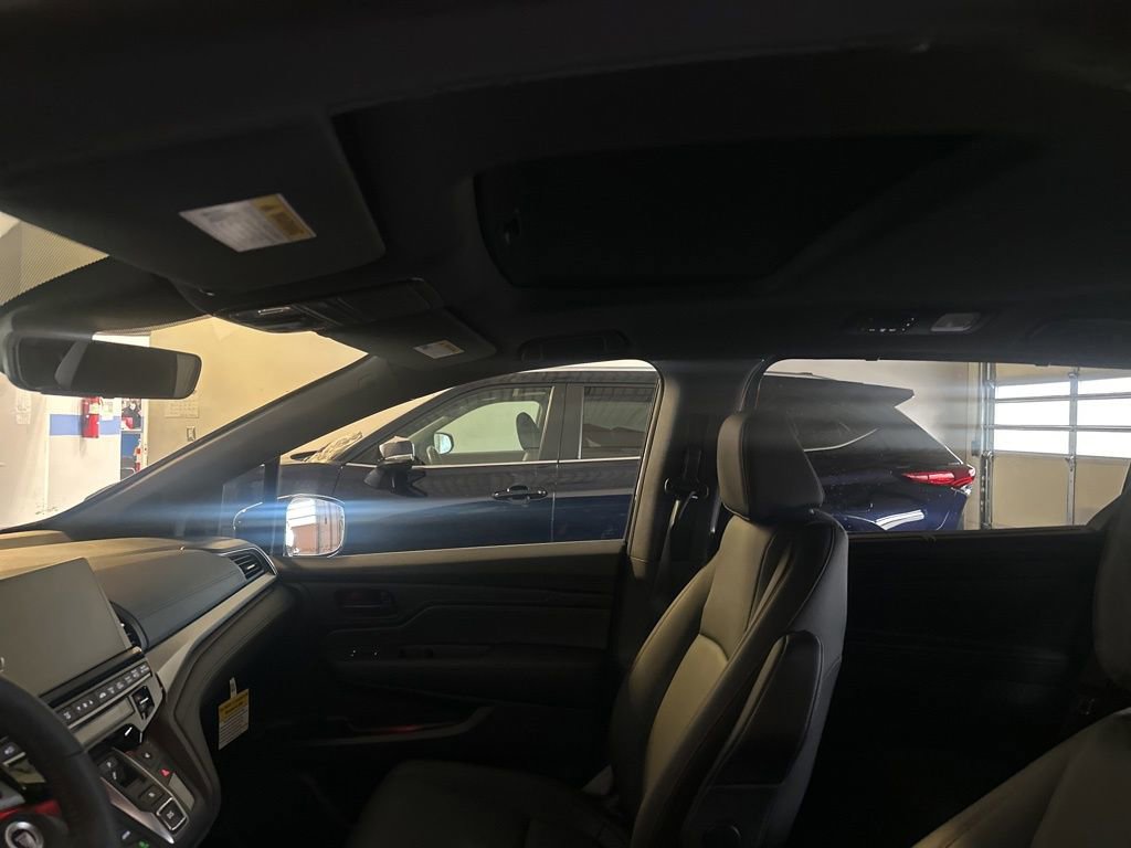 Used 2026 Honda Odyssey Sport-L image 8