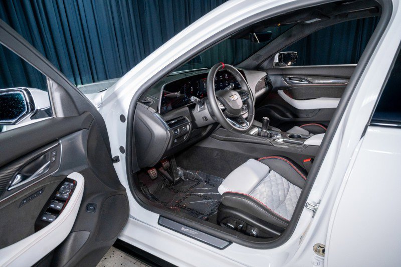 Used 2026 Cadillac CT5 V Blackwing w/ LPO, Red Accent Package RWD image 9