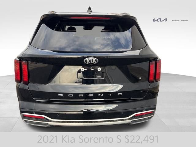 Certified 2021 Kia Sorento S w/ Panoramic Sunroof Package image 6
