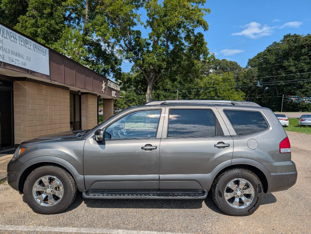Used 2008 Kia Borrego EX w/ Luxury Pkg RWD image 6