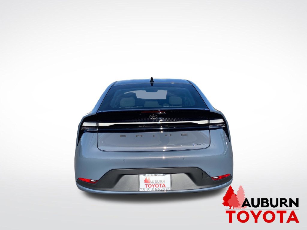 New 2027 Toyota Prius Plug-In Hybrid FWD image 6