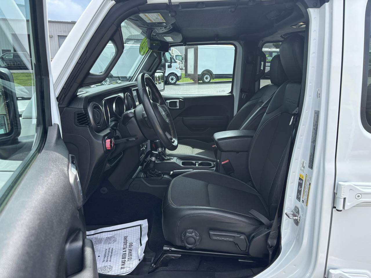 Used 2023 Jeep Wrangler Unlimited Sport AWD/4WD image 9