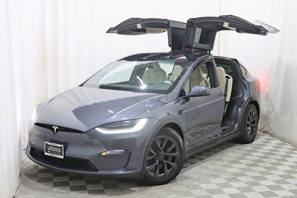 Used 2022 Tesla Model X image 7