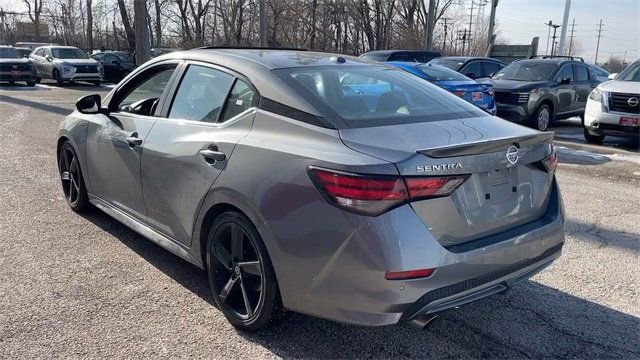 Used 2022 Nissan Sentra SR w/ SR Premium Package image 24