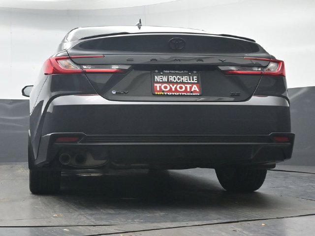 Certified 2026 Toyota Camry SE w/ Convenience Package FWD image 32