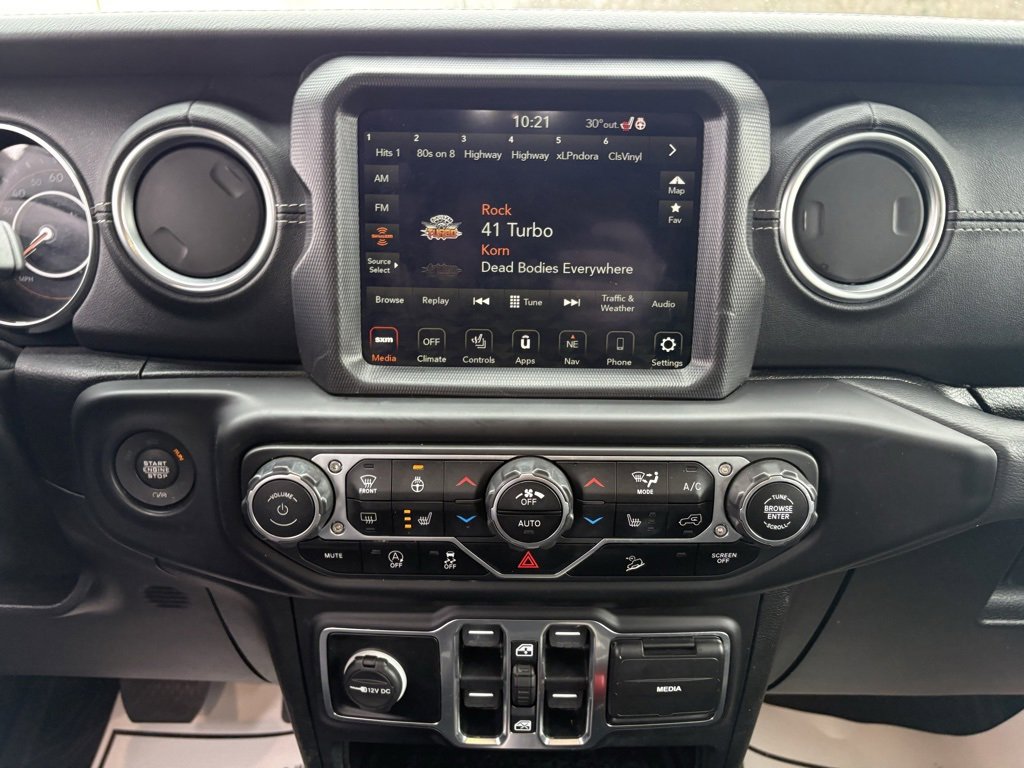 Used 2021 Jeep Wrangler Unlimited Sahara image 32