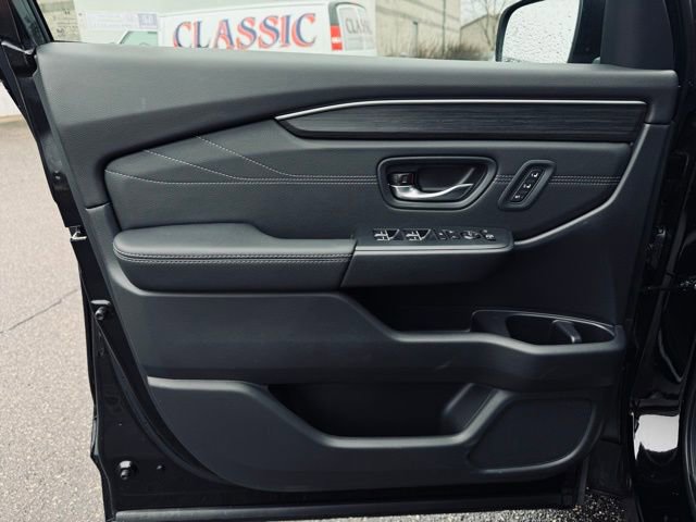 New 2026 Honda Pilot Touring image 14