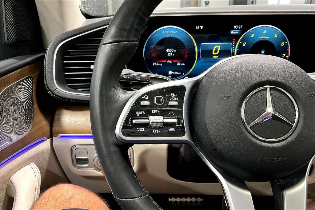 Used 2023 Mercedes-Benz GLS 450 4MATIC image 11