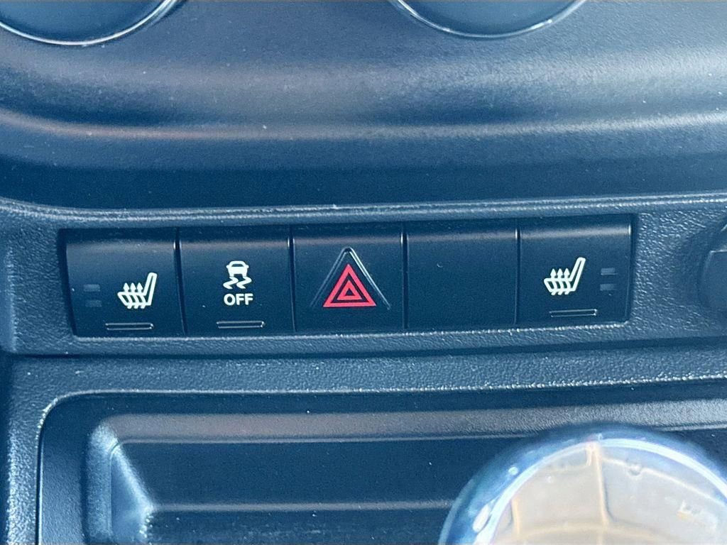 Used 2017 Jeep Patriot Sport w/ Power Value Group image 18