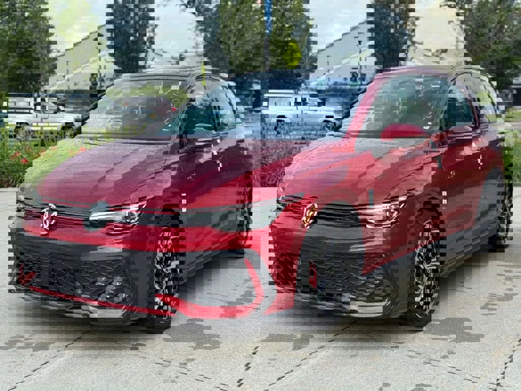 New 2025 Volkswagen GTI SE image 5