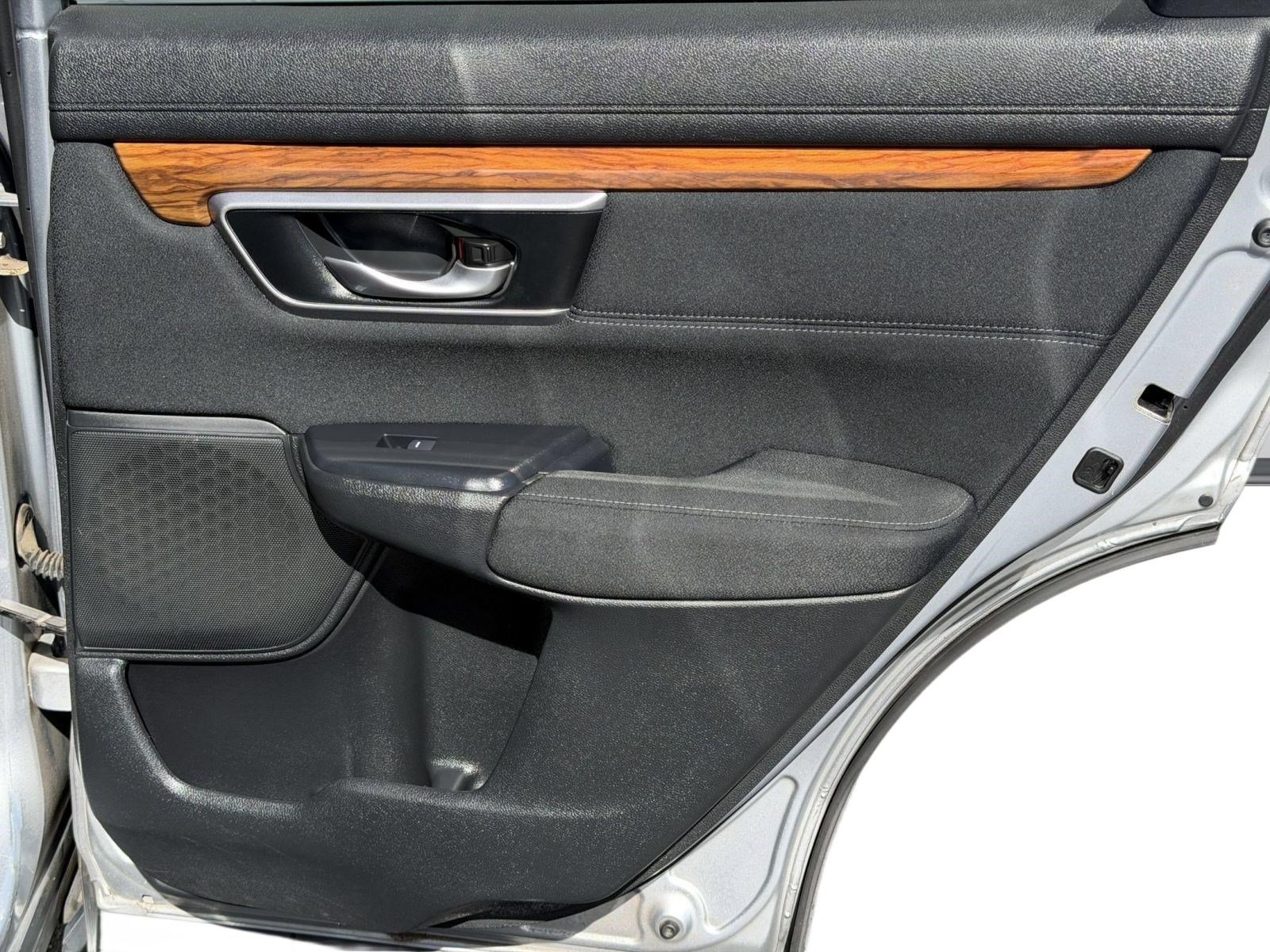 Used 2017 Honda CR-V EX image 15