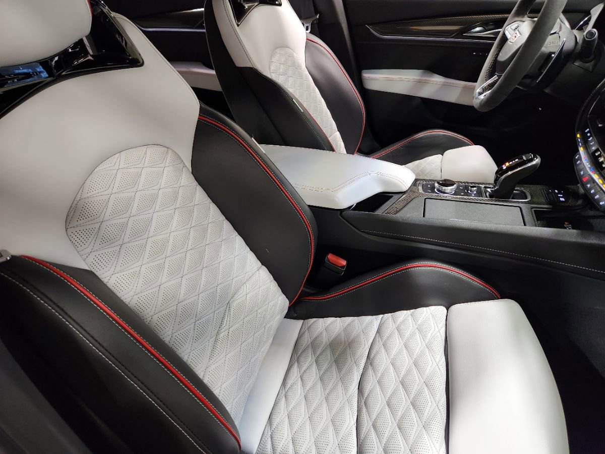 Used 2022 Cadillac CT5 V Blackwing w/ Carbon Fiber Package 2 image 31