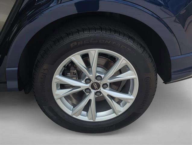 Used 2025 Audi Q3 2.0T Premium AWD/4WD image 24
