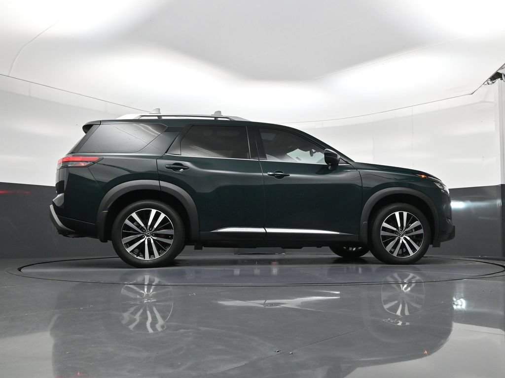 Used 2024 Nissan Pathfinder Platinum w/ Cargo Package FWD image 27