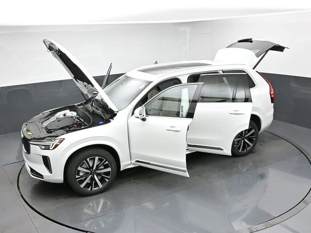 New 2026 Volvo XC90 B6 Core w/ Protection Package Premier image 51