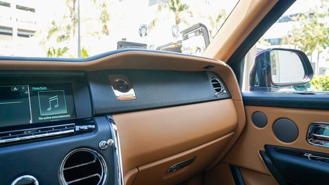 Used 2019 Rolls-Royce Cullinan image 61