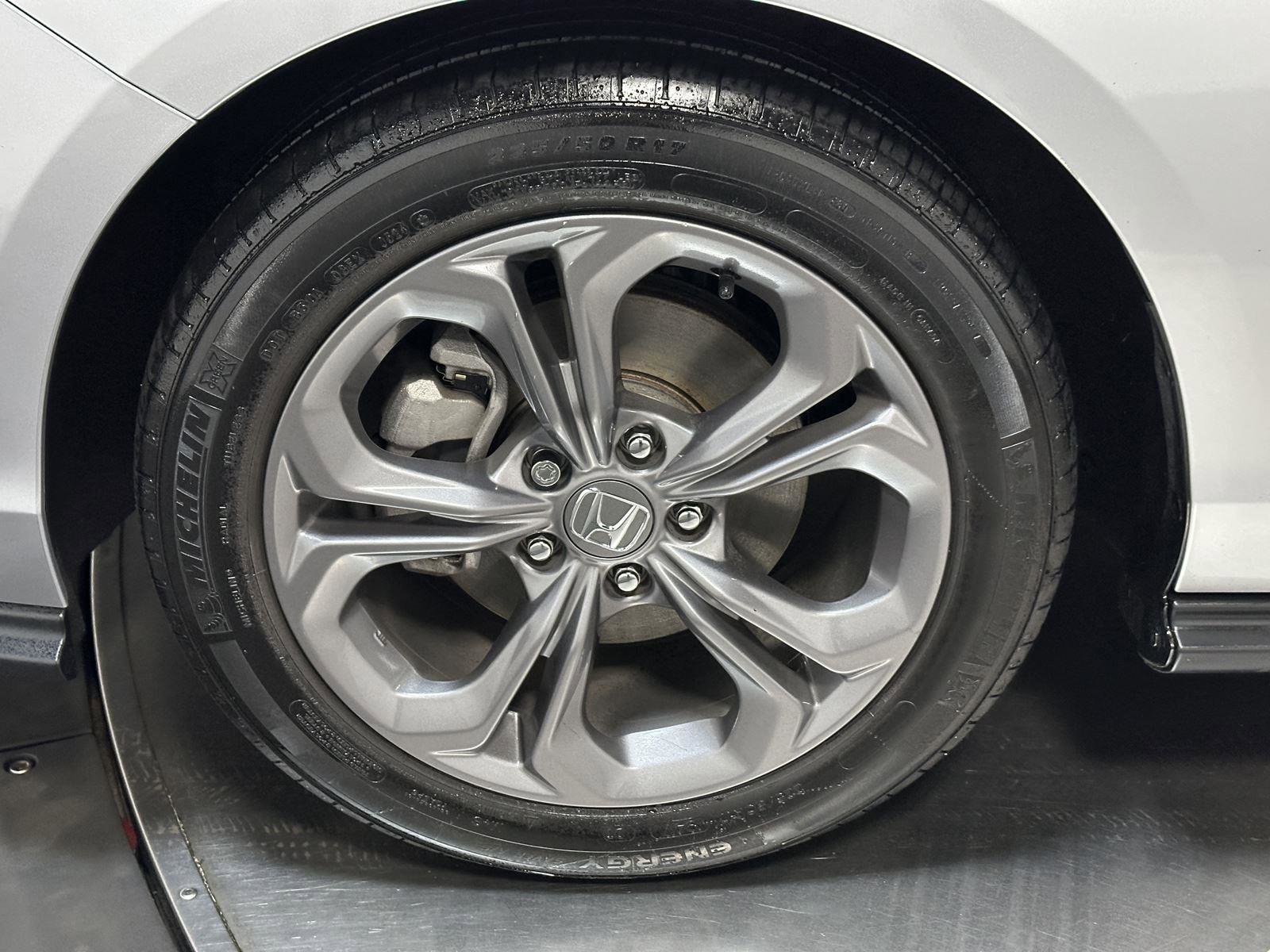 Certified 2024 Honda Accord EX image 18