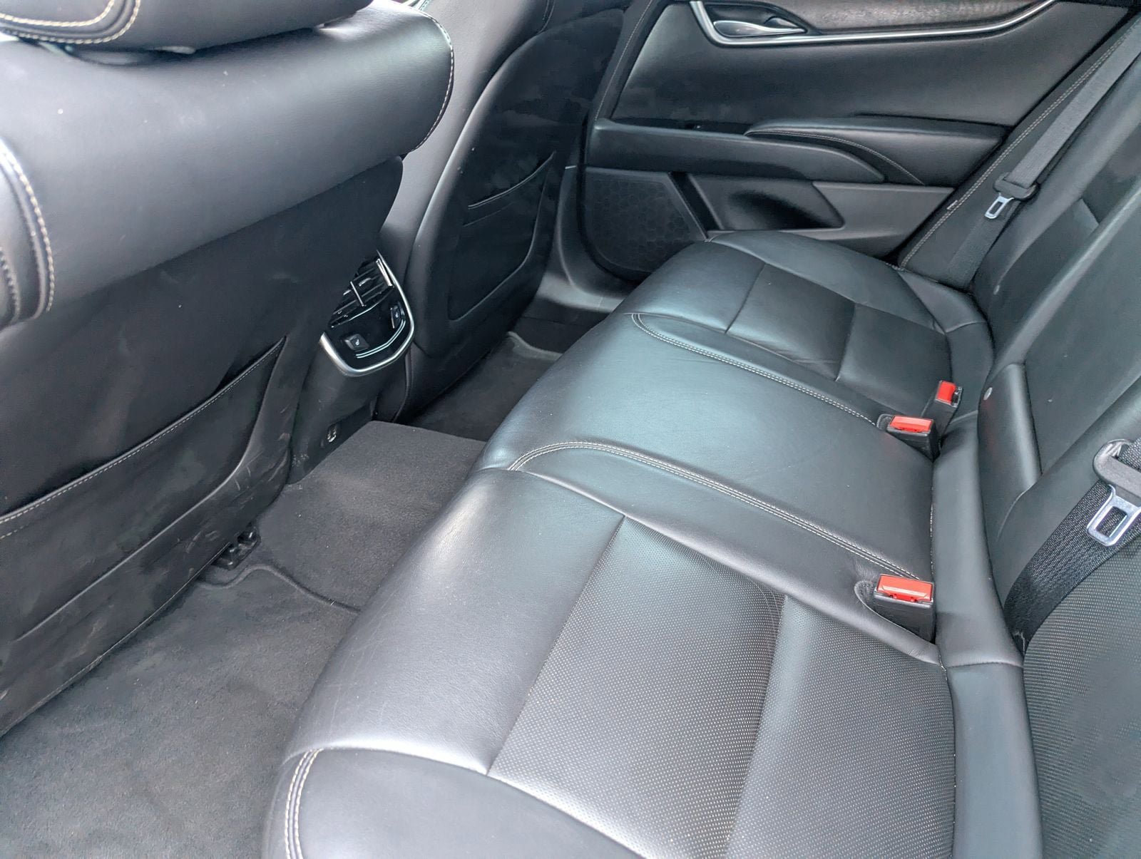 Used 2019 Cadillac XTS Luxury FWD image 15