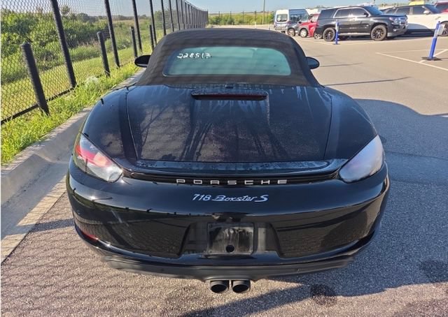 Used 2019 Porsche 718 Boxster S RWD image 3