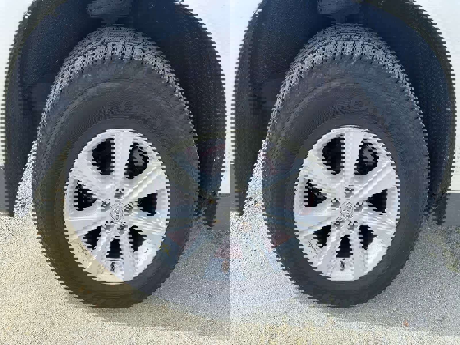 Used 2013 Toyota Highlander Plus image 12