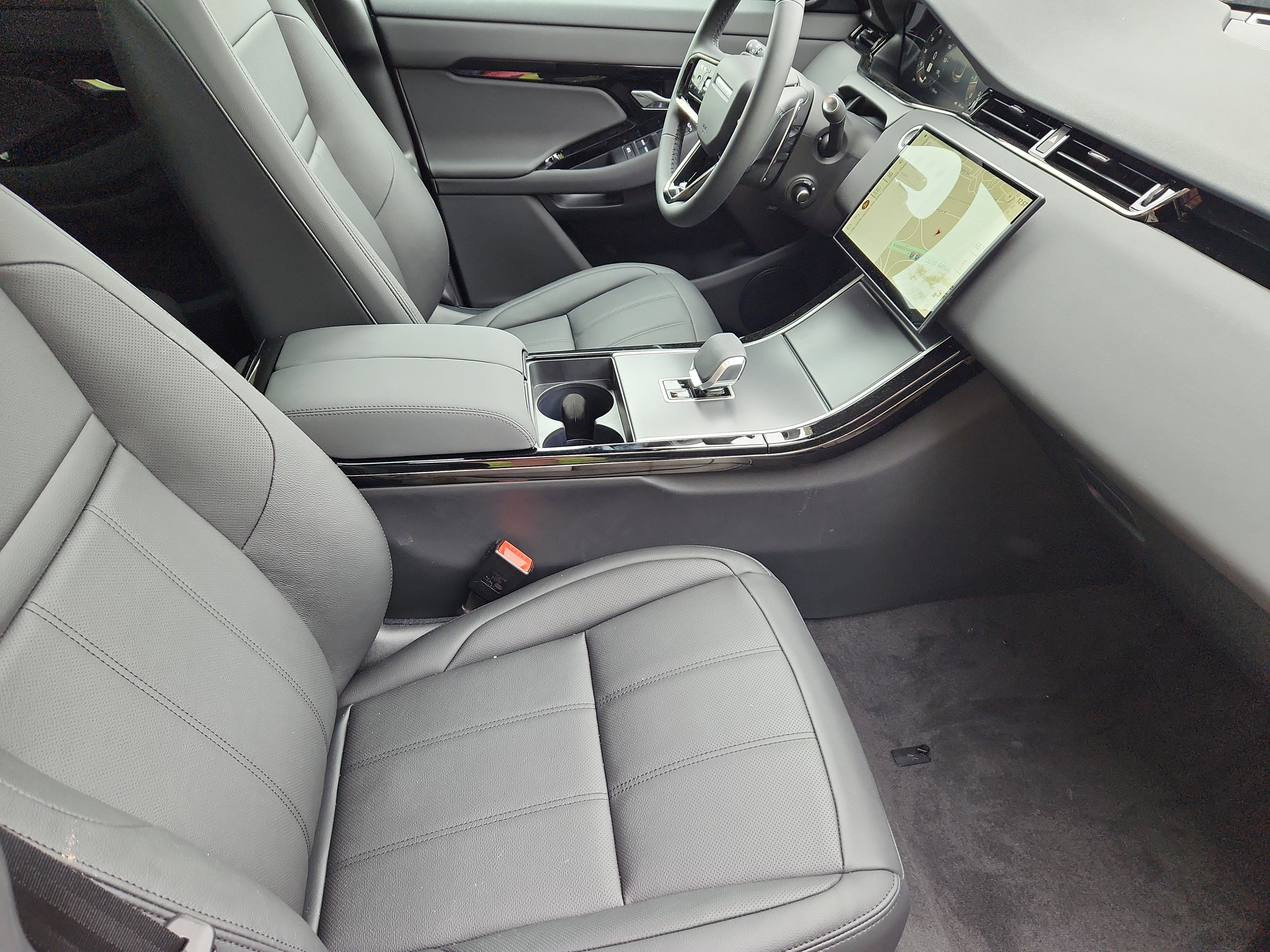 Certified 2026 Land Rover Range Rover Evoque S image 3