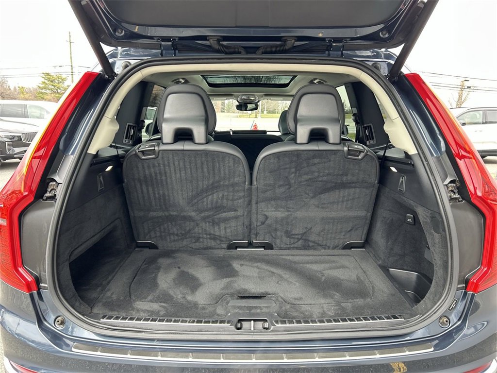 Used 2023 Volvo XC90 B6 Plus w/ Protection Package Premier image 28