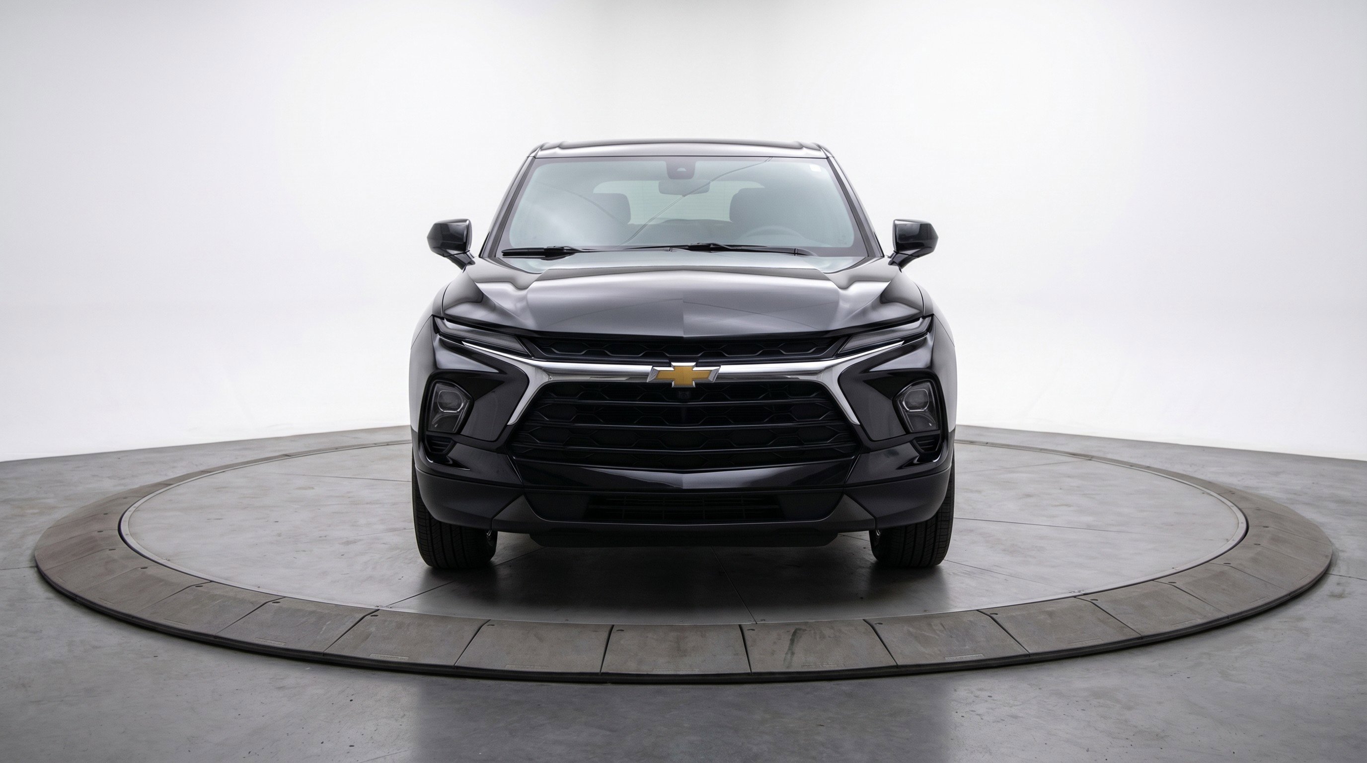 Used 2025 Chevrolet Blazer LT image 2