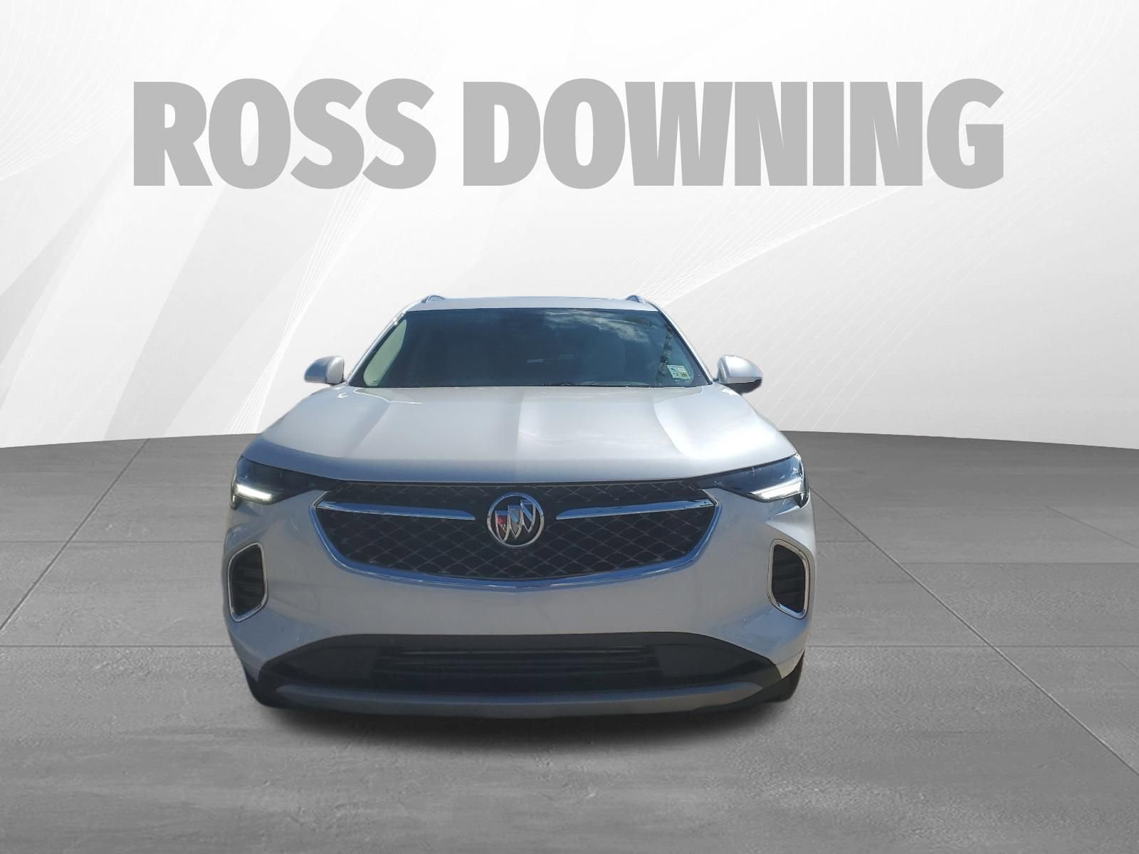 Used 2023 Buick Envision Avenir image 2