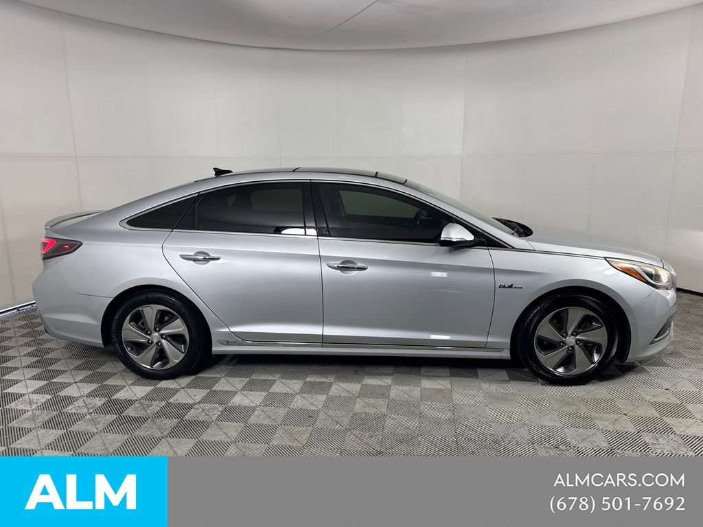 Used 2017 Hyundai Sonata Limited w/ Ultimate Package 02 image 5