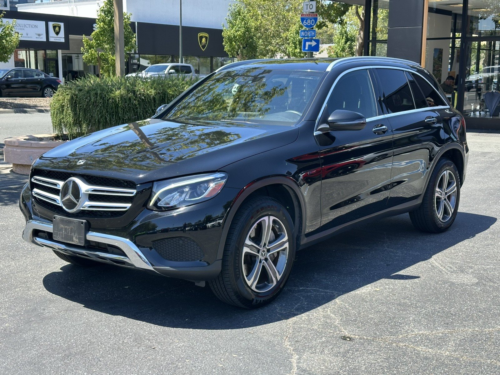 Used 2019 Mercedes-Benz GLC 350e 4MATIC image 3