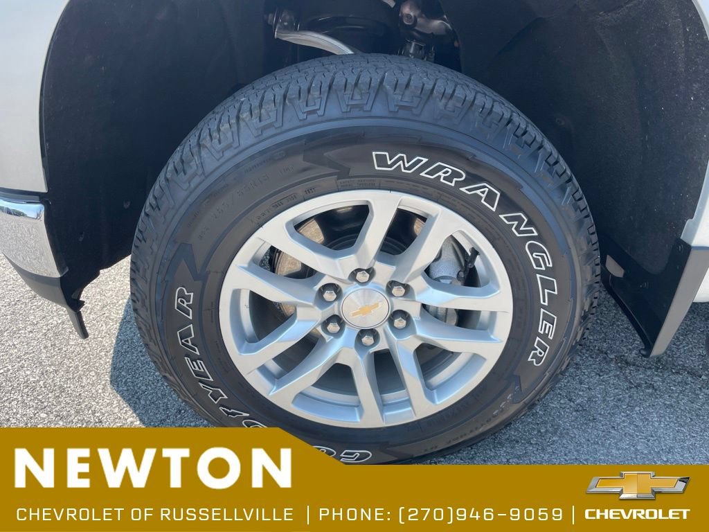 Used 2021 Chevrolet Silverado 1500 LT AWD/4WD image 45
