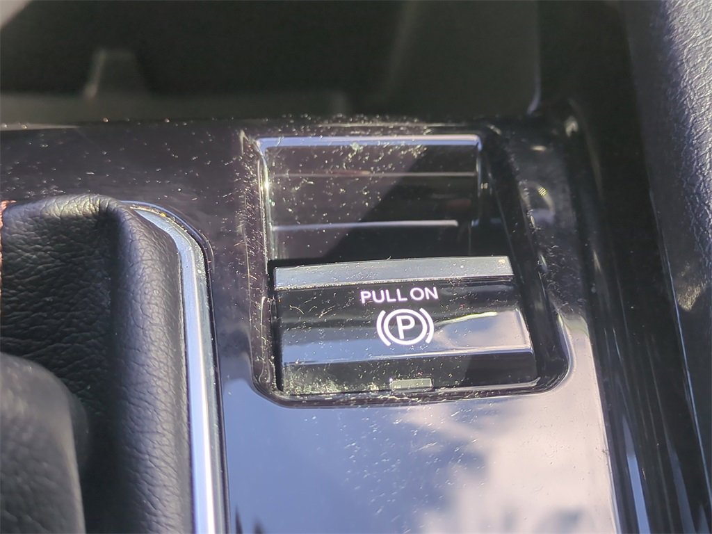 Certified 2022 Jeep Compass Limited image 25